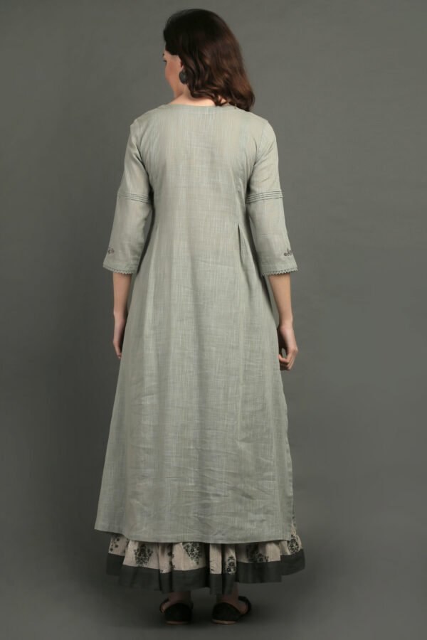 IMG_0865 Cotton Slub Hand Embroidered Kurta With Prined Cotton Crinkled Skirt (Set Of 2)