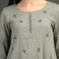 IMG_0877 Cotton Slub Hand Embroidered Kurta With Prined Cotton Crinkled Skirt (Set Of 2)