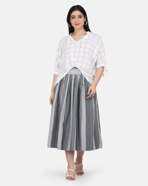 IMG_9907 Yarn Dyed Pleated Skirt With Tie Around Waist Belt (Free Size)