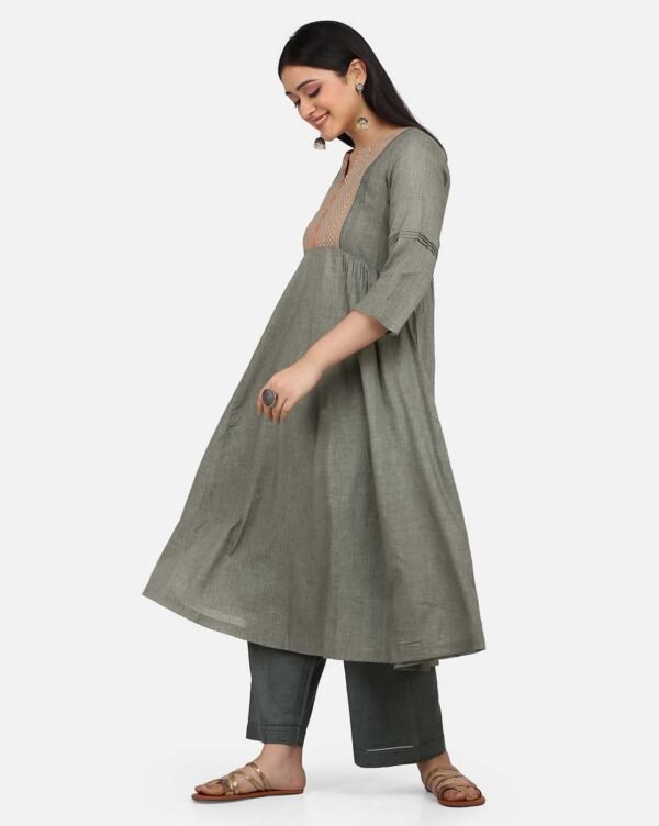 IMG_9936+4 Kurta With Embroidered Yoke