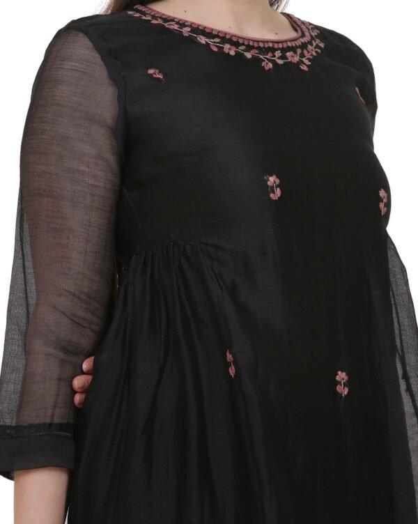 X90A7830 Black All Over Hand Embroidered Cotton Silk Kota Jali Kurta With Cotton Lining