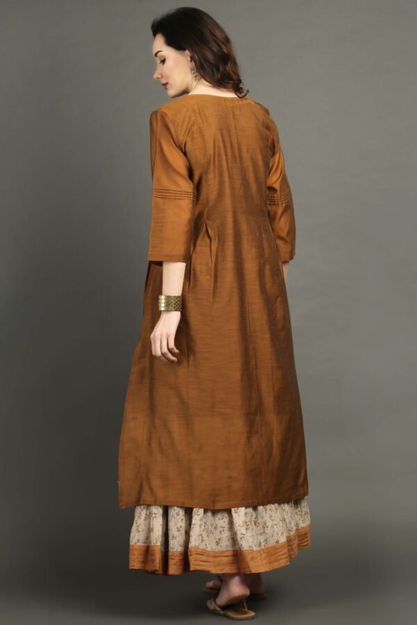 IMG_0897 Golden Chanderi Hand Embroidered Kurta