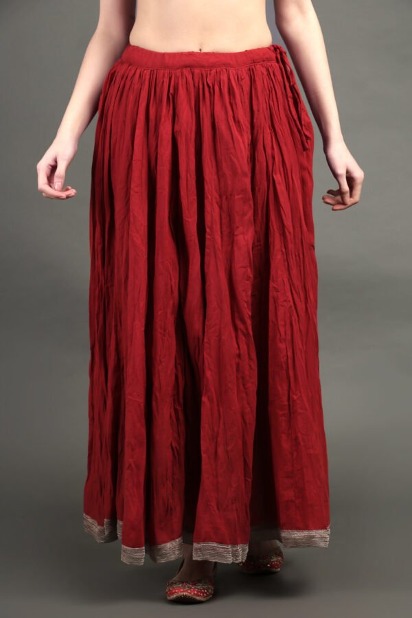 IMG_0947 Delicate Zardozi Hand Embroidered Cotton Silk Lilac A Line Kurta With Gold Tissue Border Crinkled Mul Skirt And Dupatta (Set Of 3)