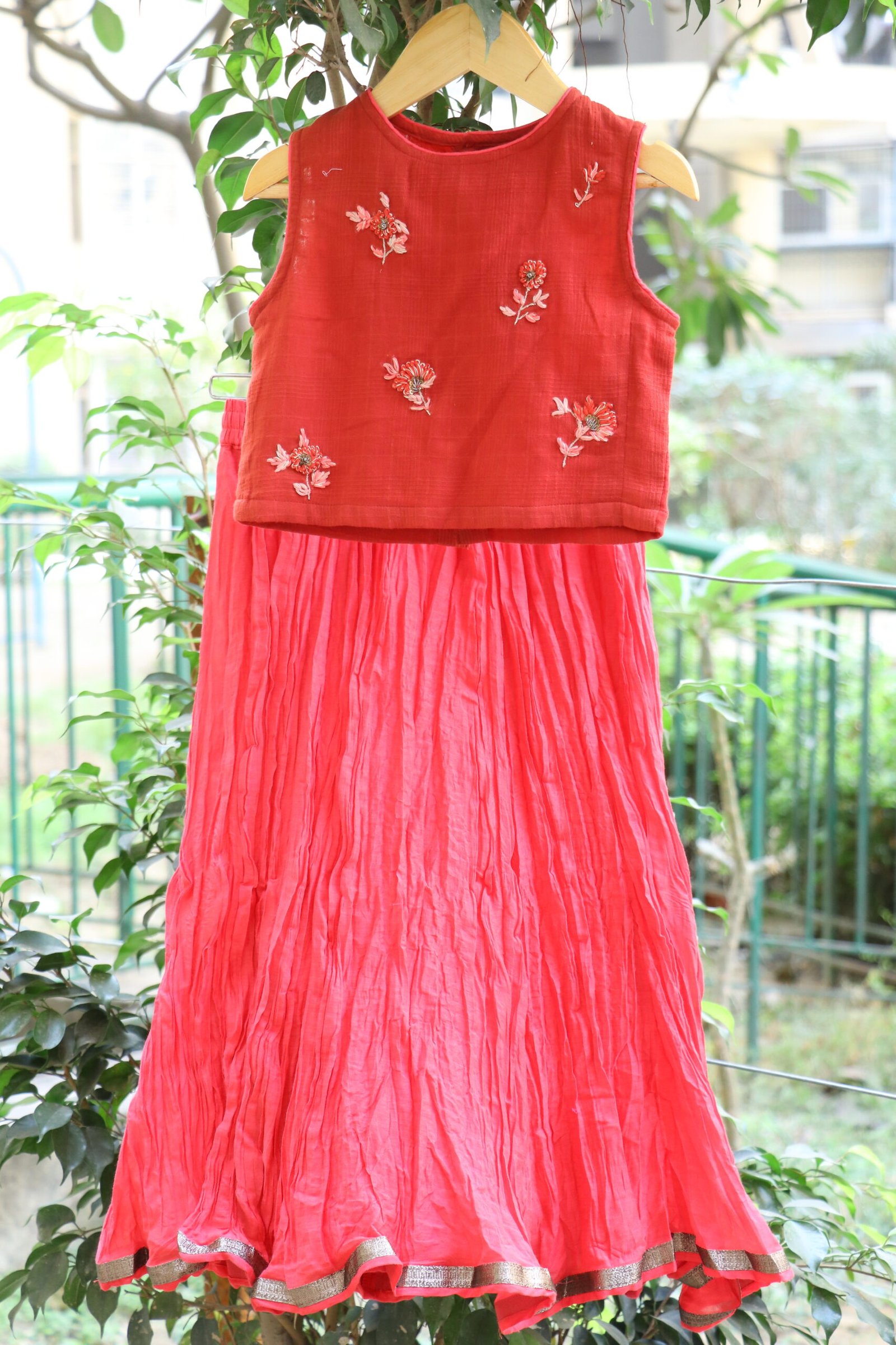 HAND EMBROIDERED COTTON DOBBY TOP