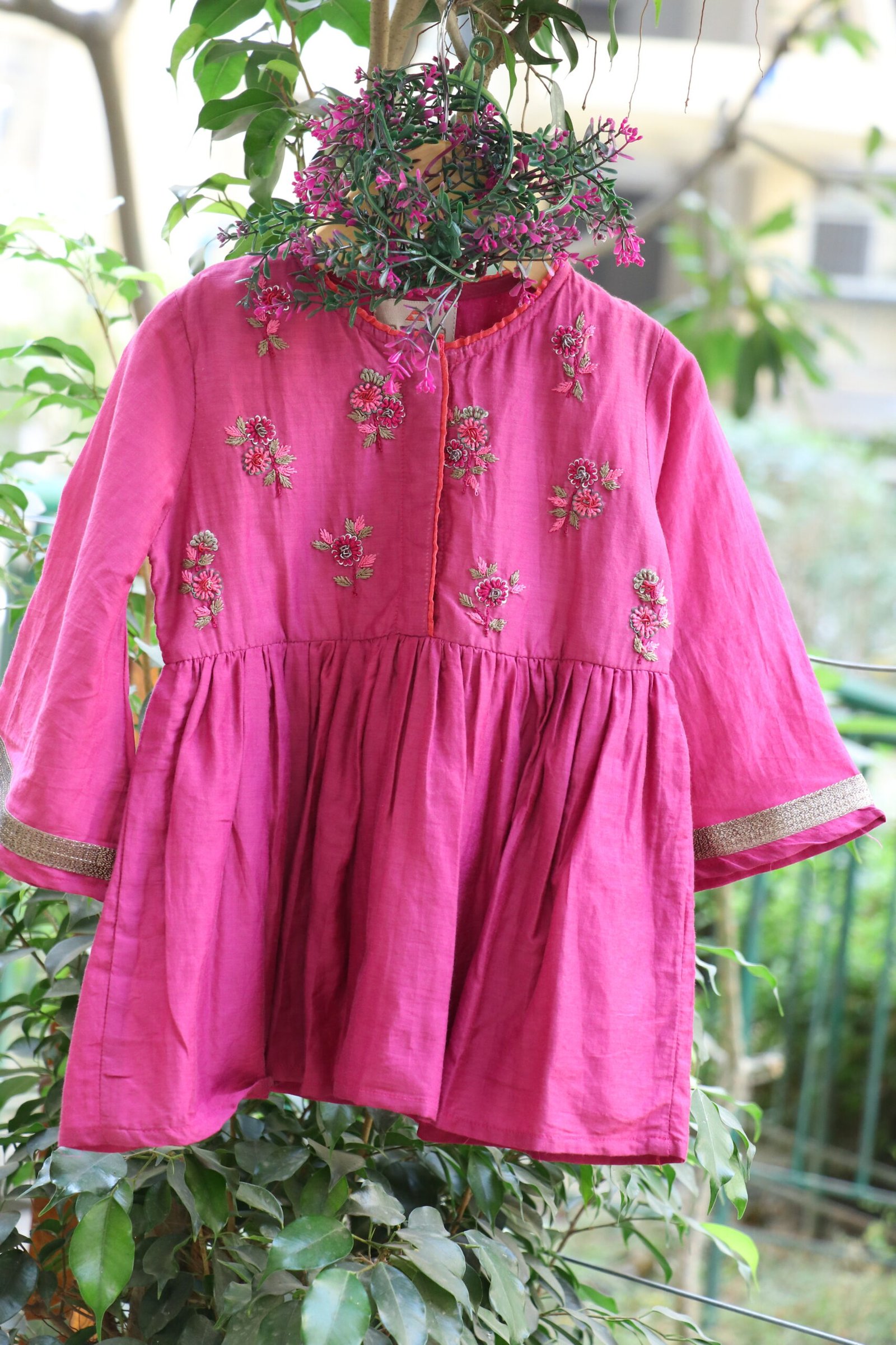 JACQUARD HAND EMBROIDERED A LINE KURTA, PANT & DUPATTA(Set of 3)