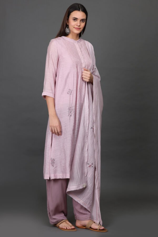 0G3A9325 JACQUARD HAND EMBROIDERED A LINE KURTA, PANT & DUPATTA(Set of 3)