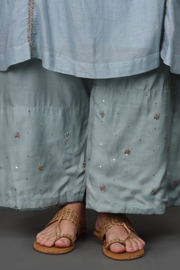 0G3A9334 LIGHT TWILL HAND EMBROIDERED FARSHI PALAZO