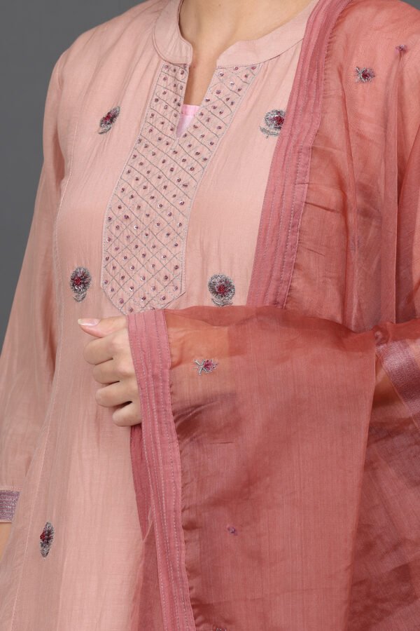 0G3A9427 ORGANZA HAND EMBROIDERED DUPATTA