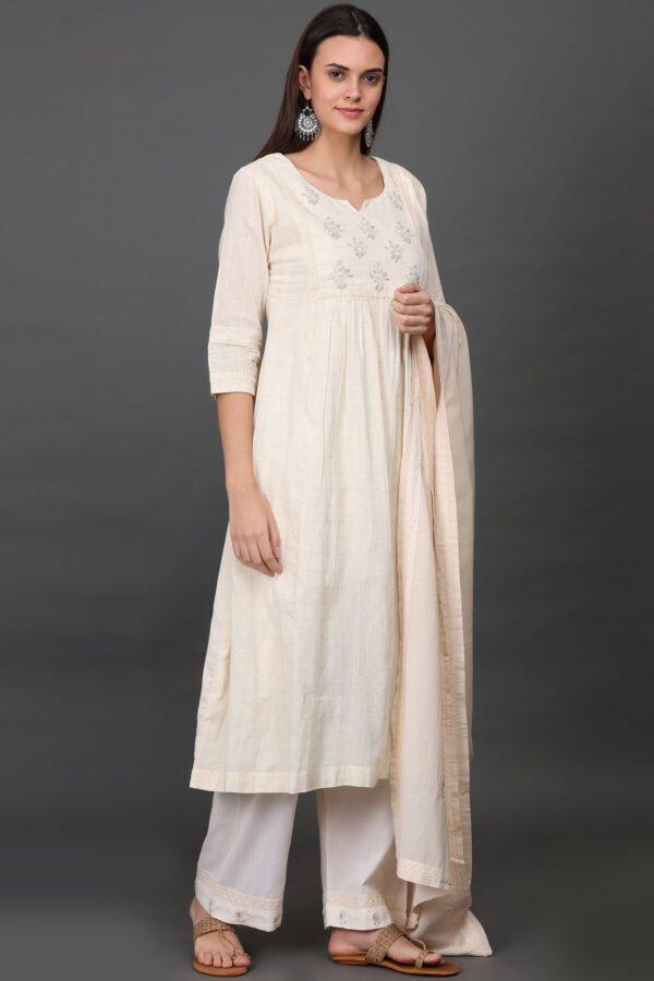 HAND EMBROIDERED COTTON SILK DUPATTA