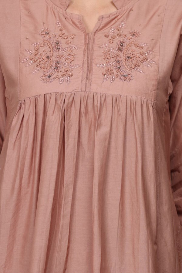 0G3A9482 SILK HAND ZARDOZI HAND EMBROIDERED KURTA WITH POCKETS