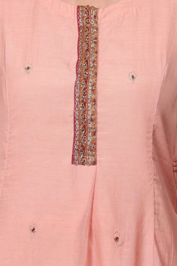 ZARDOZI HAND EMBROIDERED KURTA WITH FRONT PLACKET PLEAT AND SIDE POCKETS, PANT & DUPATTA(SET OF 3)